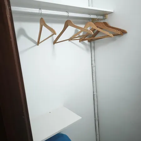 モーテル Caldas 2*